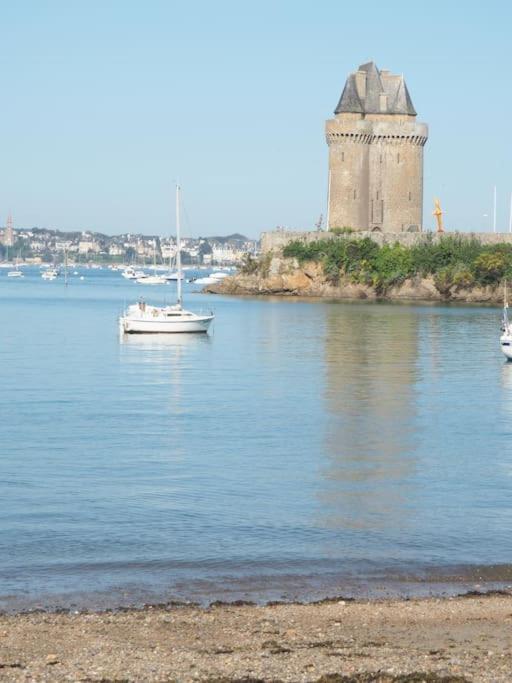Appartement Duplex Et Terrasse A St Servan-St Malo Saint-Malo Exterior foto